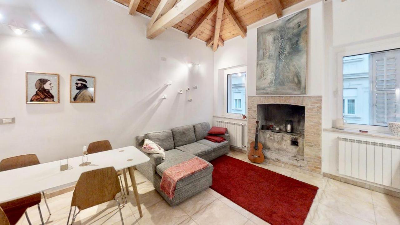 Lucy'S Home Trieste Exterior photo